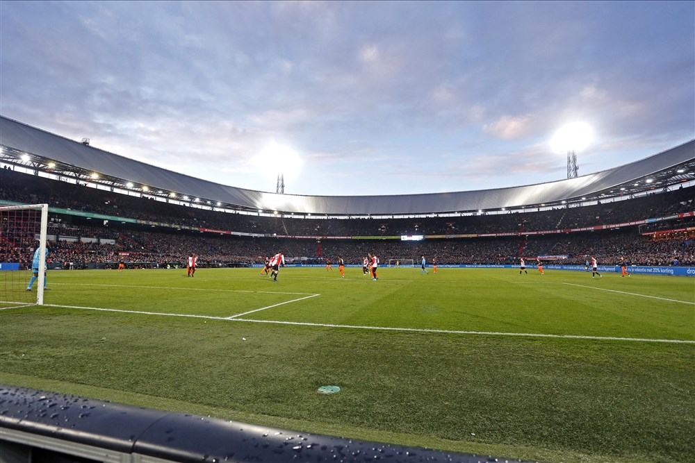 Onrust binnen rvc Feyenoord bereikt hoogtepunt: Van Drie stapt op