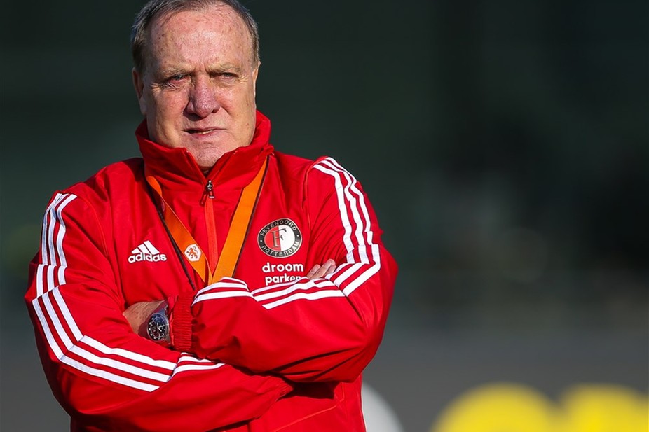 Advocaat bevestigt status als troubleshooter: meer punten dan Ajax