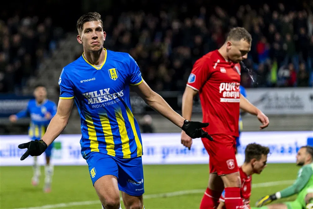 Kerstcrisis bij FC Twente na ronduit pijnlijke avond in Waalwijk