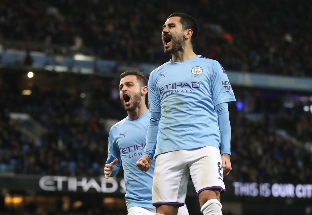 Man City zet Leicester terug op aarde bij spectaculaire topper