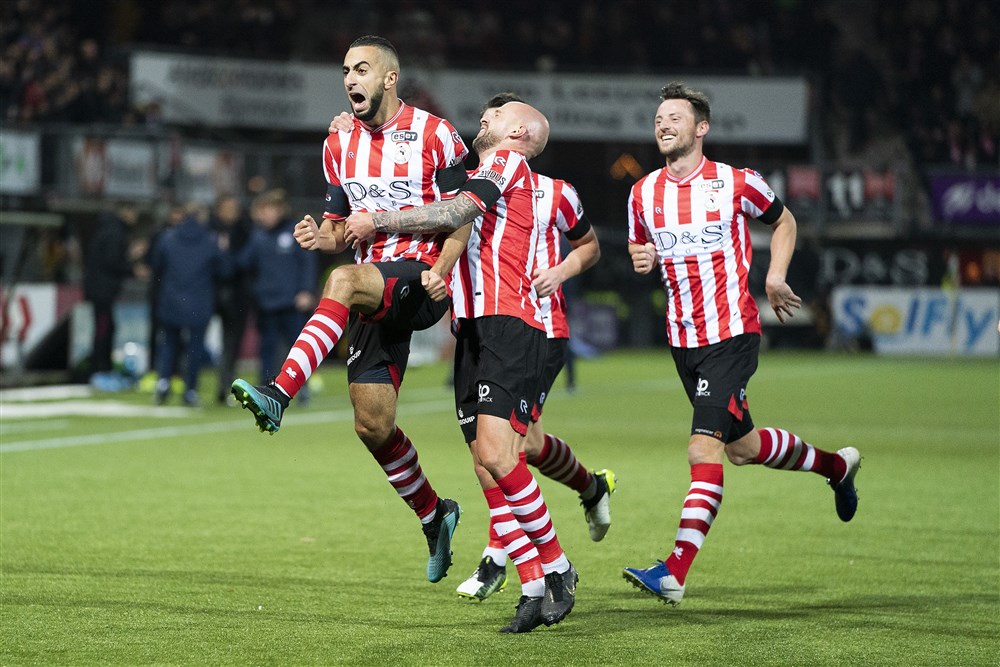 Sparta eert Deelder met spectaculaire zege op Ajax-uitdager AZ