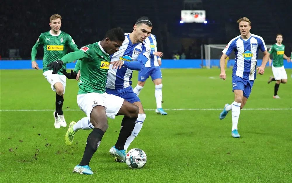 Hertha zorgt dat Herbstmeister Leipzig uitloopt op Gladbach