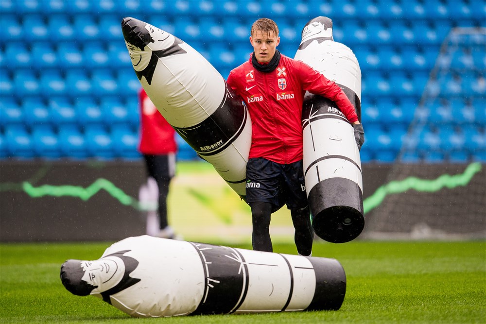 Opgelucht Sociedad grapt: Ødegaard naar Man City