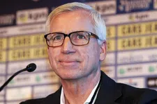 Thumbnail for article: In het spoor van Pardew: ADO gaat op zoek naar het eigen DNA