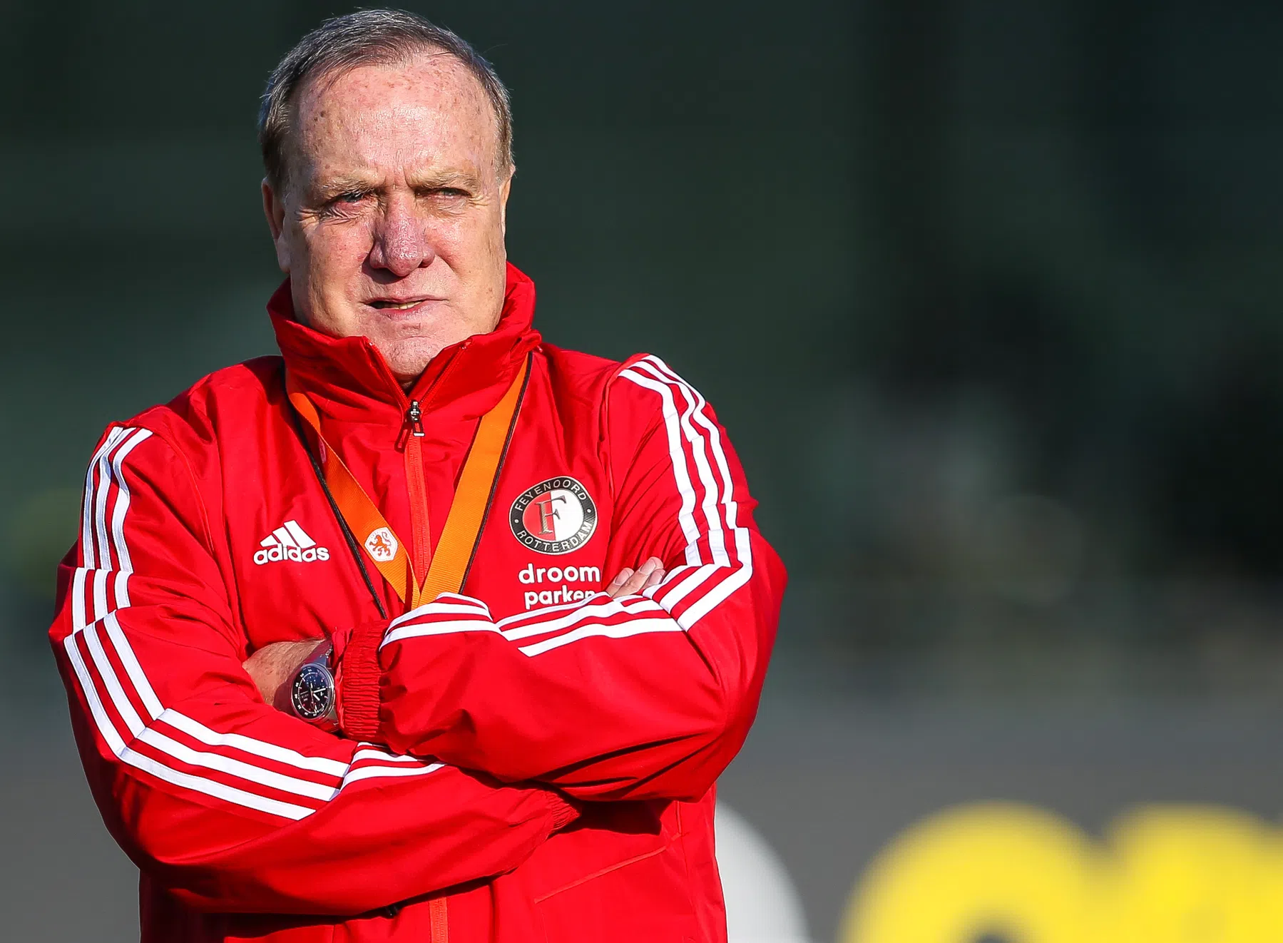 Dick Advocaat luidt de noodklok bij Feyenoord