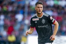 Thumbnail for article: Van Wolfswinkel laat heftige tijd achter zich: 'Ik ken geen angst'