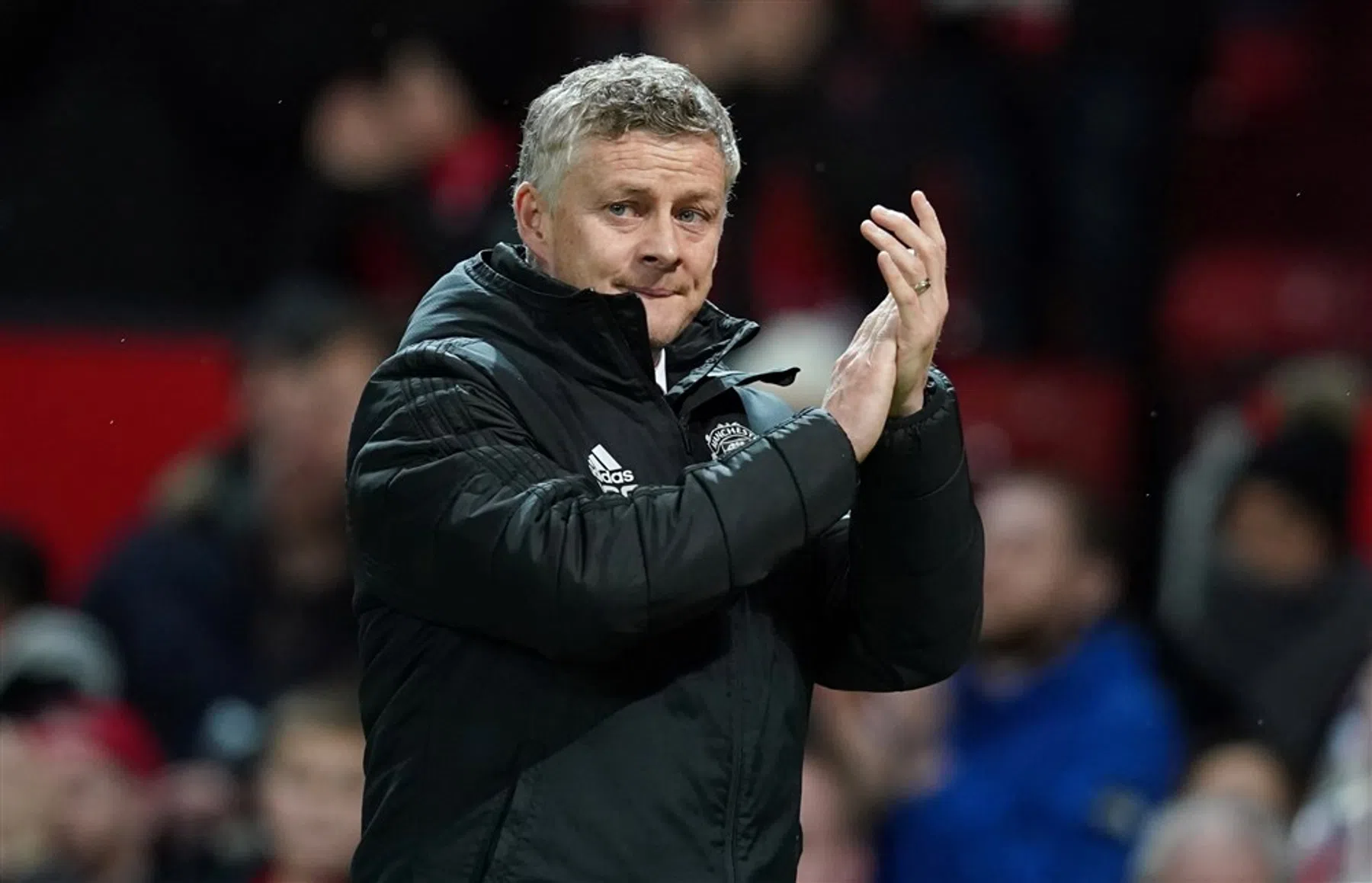 Solskjaer stelt protesterende fans gerust: 'Als het kan, slaan we toe'