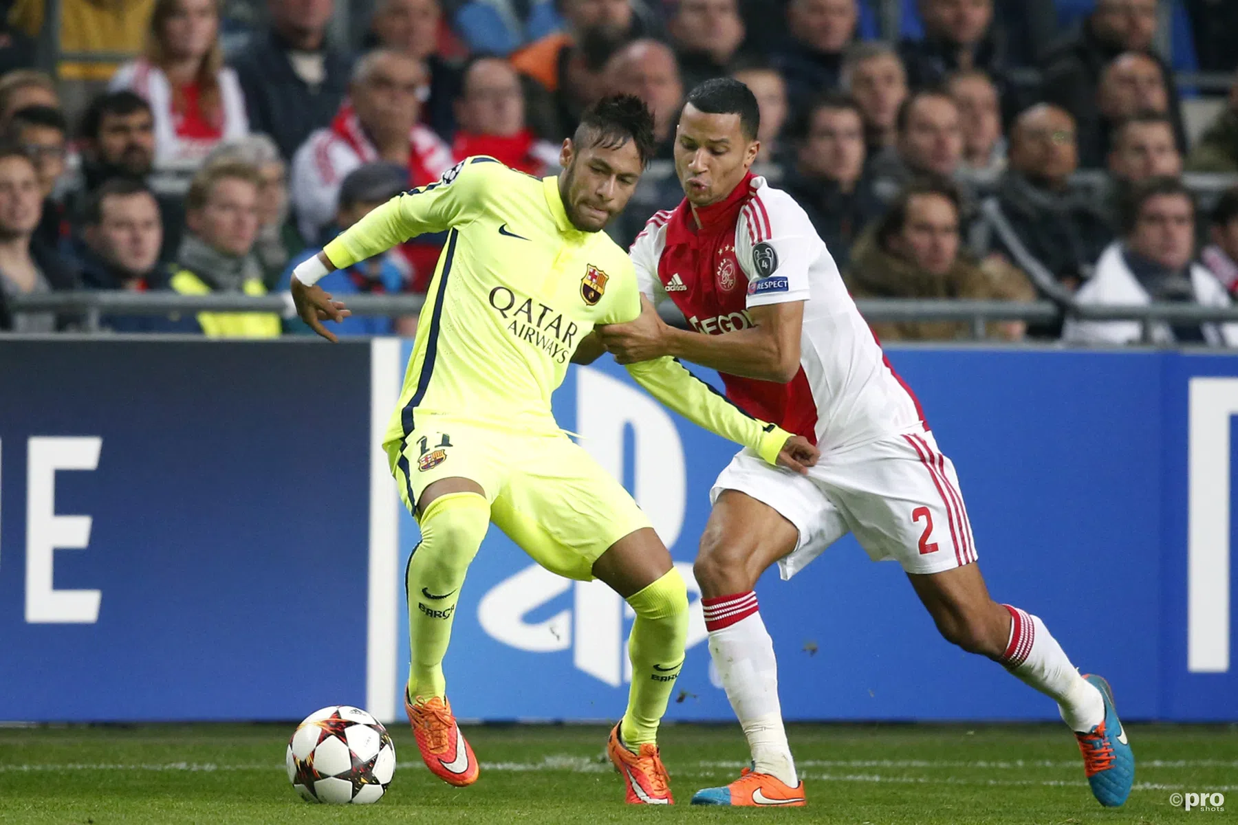 Van Rhijn over zijn beste tegenstanders: 'Soms een beetje schelden tegen Neymar'