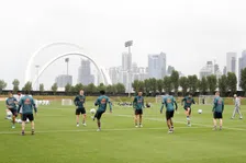 Thumbnail for article: De woelige week in Qatar: zo werkte Ajax naar de tweede seizoenshelft toe