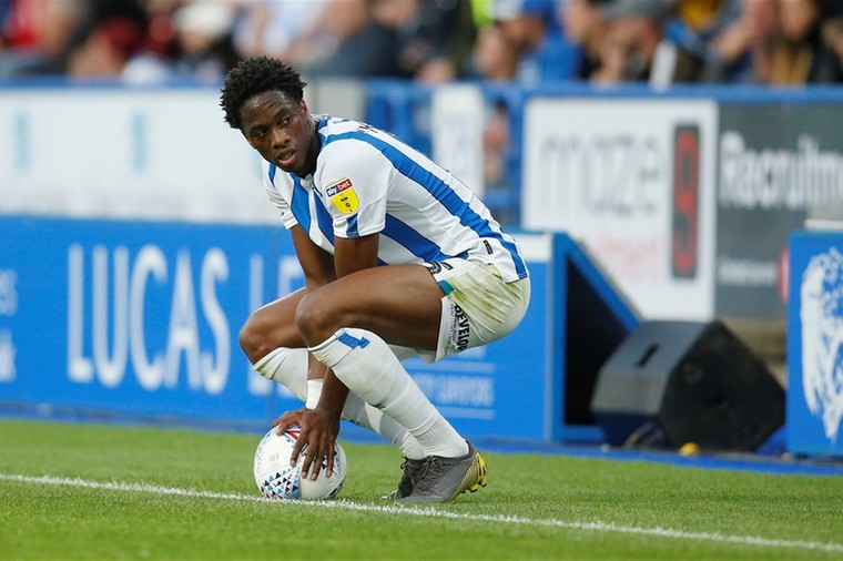 Fulham biedt Huddersfield-recordaankoop Kongolo een oplossing