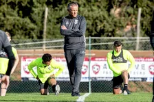 Thumbnail for article: Vitesse gaat onder Edward Sturing van aasgier- naar volgasvoetbal