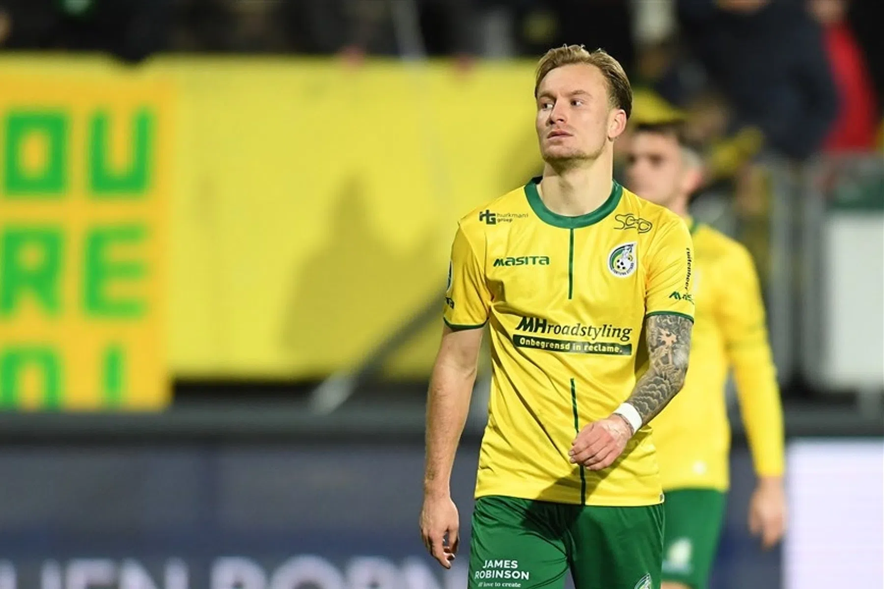 Diemers vernietigend over grasmat Fortuna: 'Ik schaam me er dood voor'