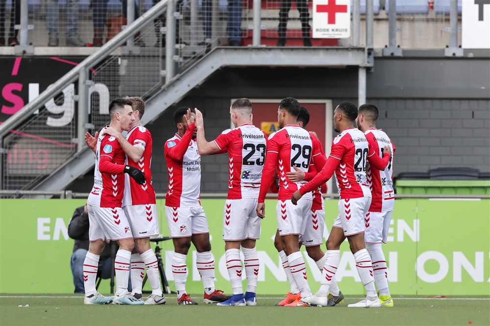FC Emmen nestelt zich in groep met Ajax, PSV, AZ en Feyenoord