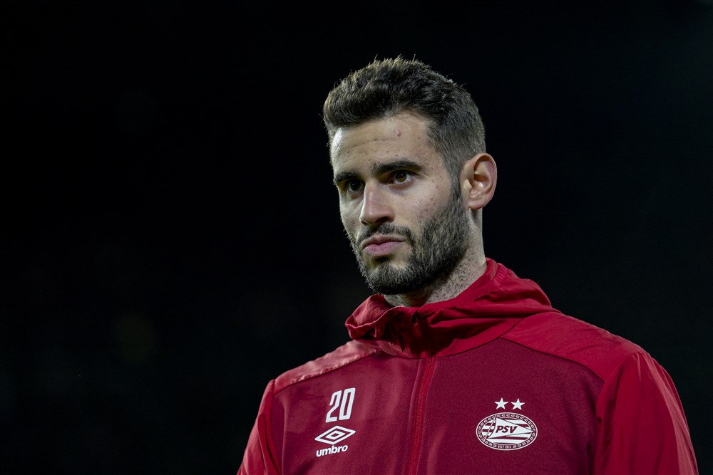 Kamp-Pereiro trekt rookgordijn op en laat PSV en Cincinnati zitten