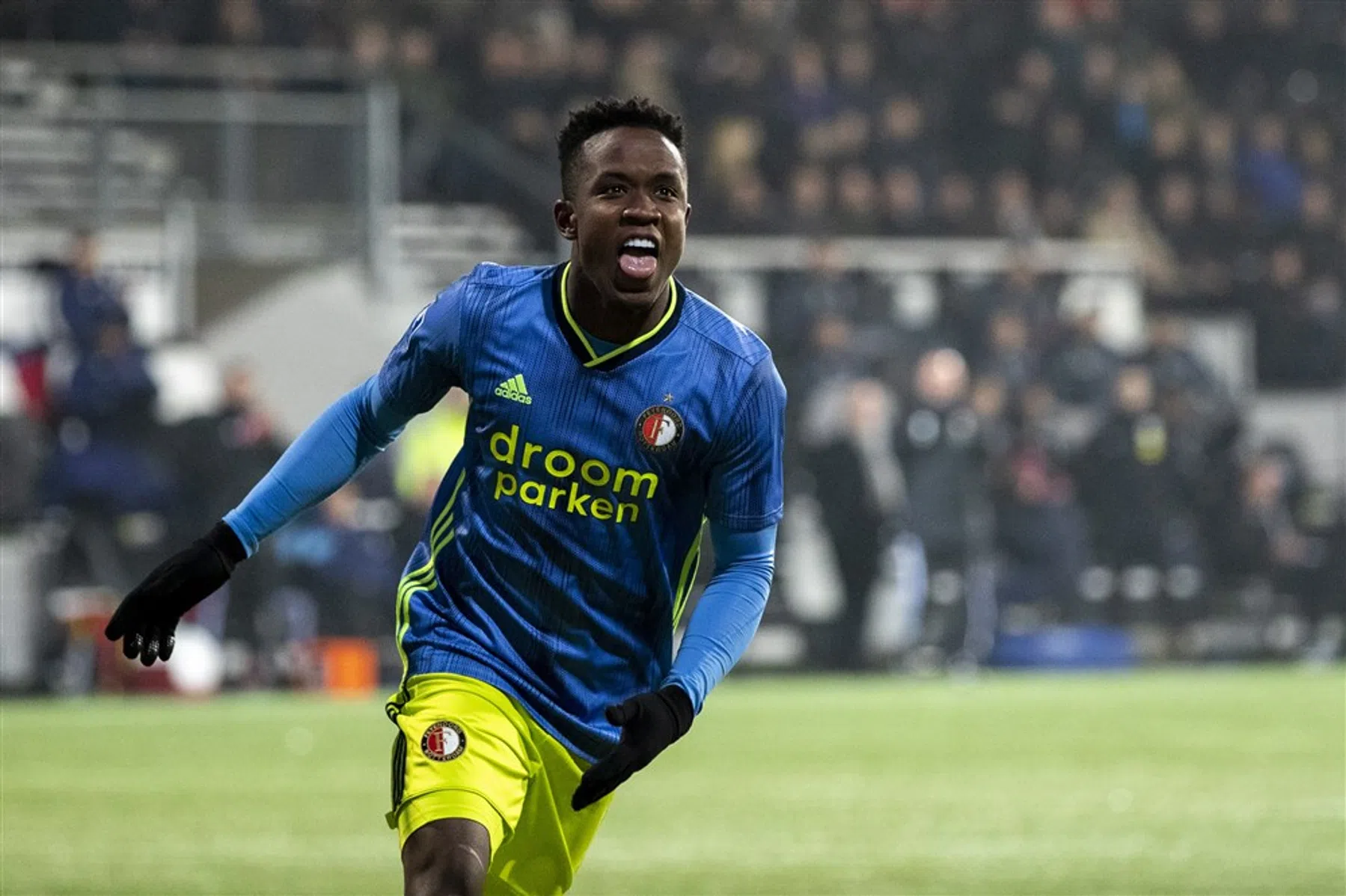 Drie goals in tien minuten: Feyenoord rekent af met zwakke start in Almelo