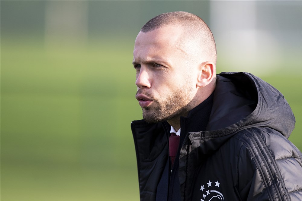 AZ Onder-19 zet Ajax Onder-19 te kijk