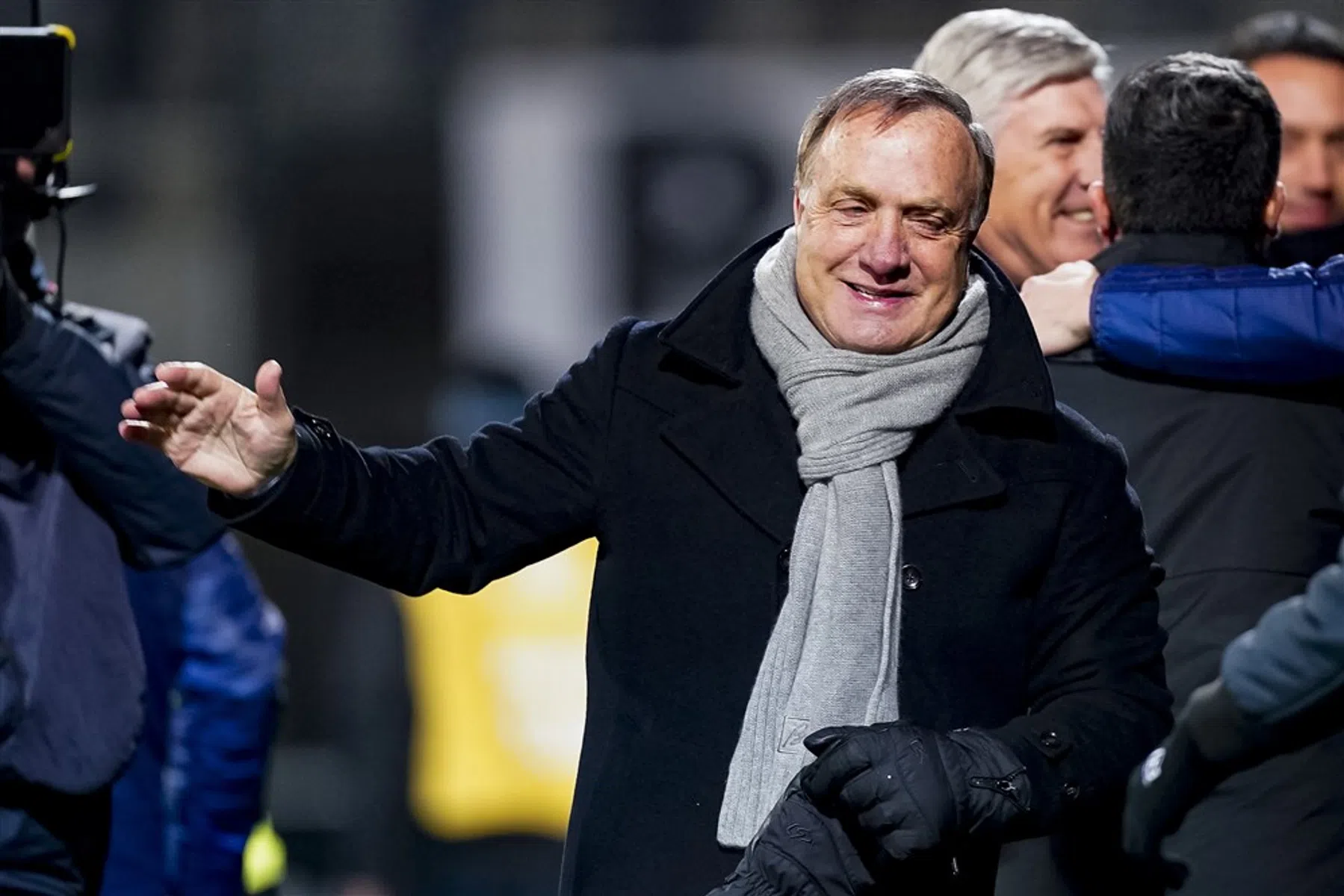 Advocaat heeft in de rust 'wel iets gezegd' tegen spelers Feyenoord