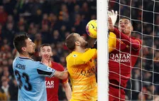 Thumbnail for article: Lazio ontsnapt in Romeinse derby dankzij merkwaardige blunder