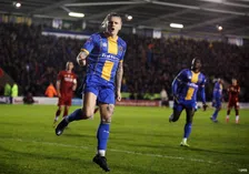 Thumbnail for article: Shrewsbury zorgt ondanks curieuze eigen goal voor sensatie tegen Liverpool