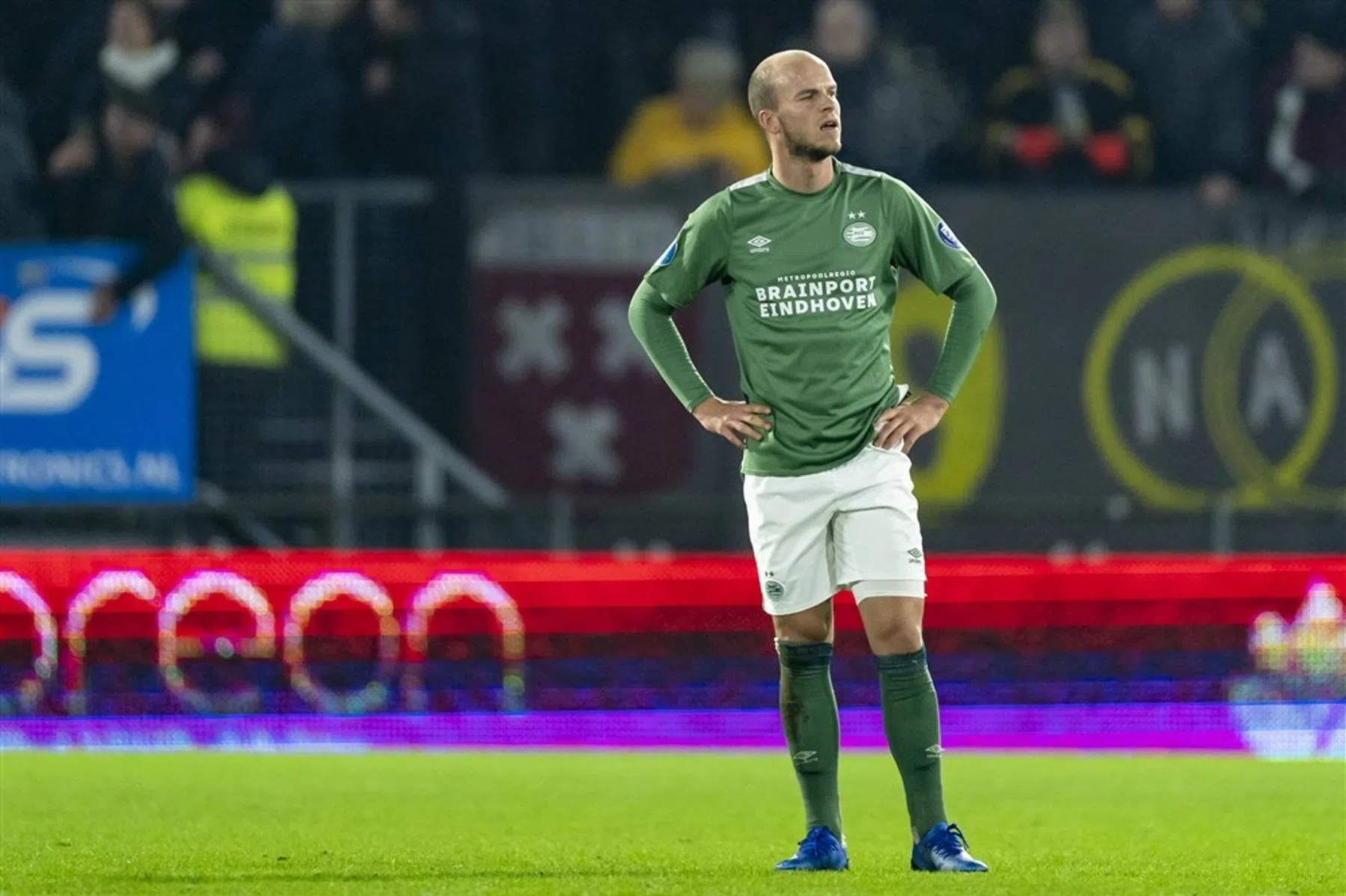 Afwezigheid Bergwijn niet enige verrassing: Hendrix achterin en Afellay start