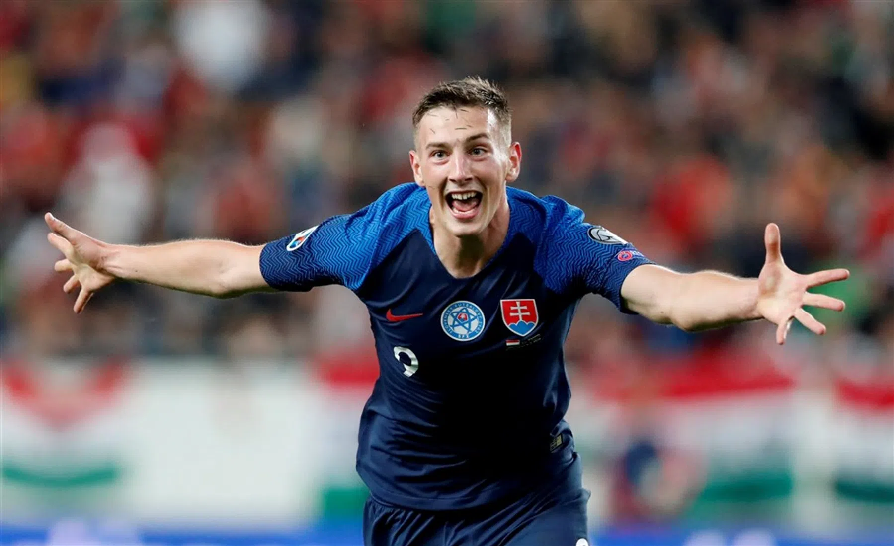 Feyenoord vindt ruwe diamant in Robert Bozeník: 'Echt veel potentie'