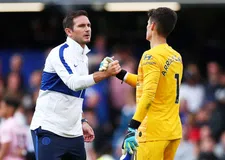 Thumbnail for article: Lampard grijpt in en passeert Kepa, de duurste doelman van de wereld