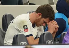 Thumbnail for article: Geëmotioneerde Vertonghen maakt aangeslagen indruk na vroege wissel