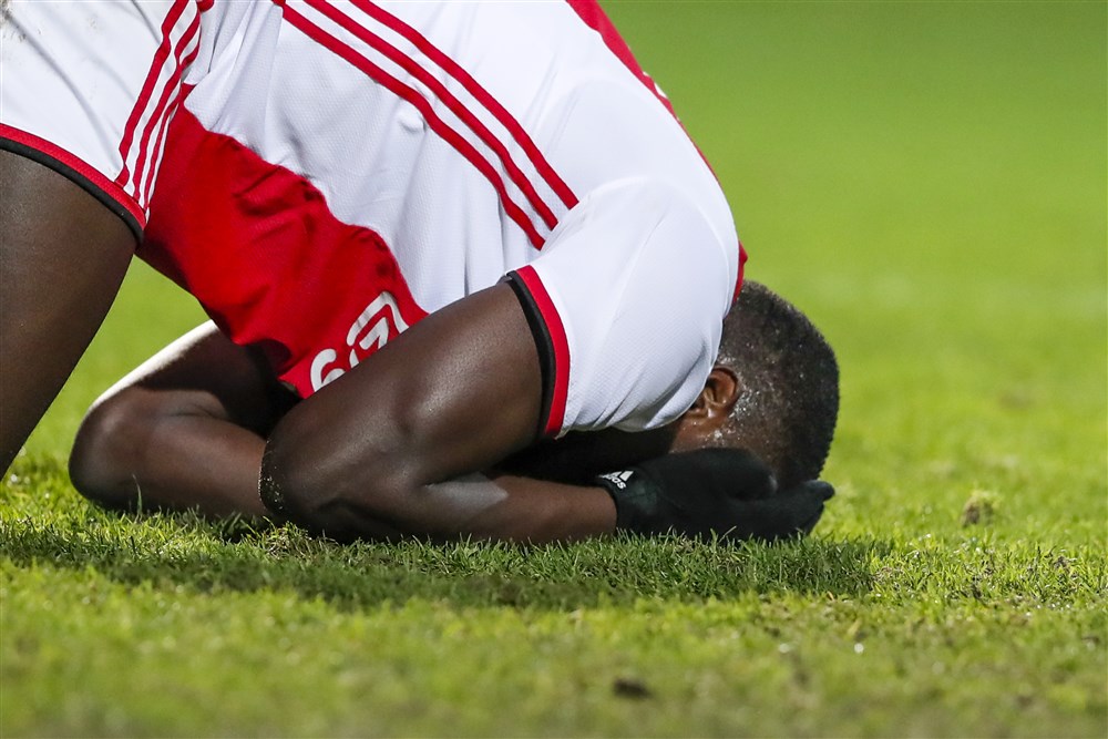 Jacht op revanche mondt voor Jong Ajax uit in nieuw drama