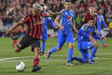 Thumbnail for article: Geschiedenis herhaalt zich: De Boer opnieuw verder in CL