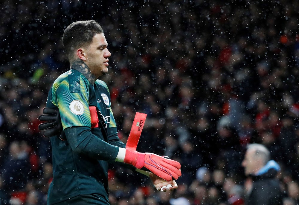 Guardiola verdedigt blunderende Ederson: 'Een exceptionele keeper'