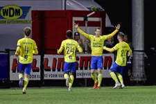 Thumbnail for article: Motivatiespeech De Jong mist doel niet met dank aan wereldgoal Mühren