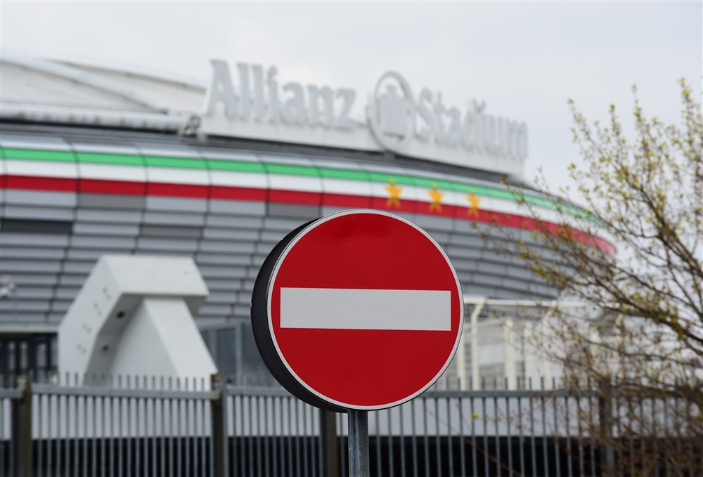 Juventus: 121 mensen in quarantaine, club haalt tonnen op voor goede doel
