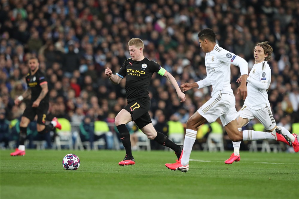 UEFA bevestigt het onvermijdelijke en schrapt eerste CL-duels