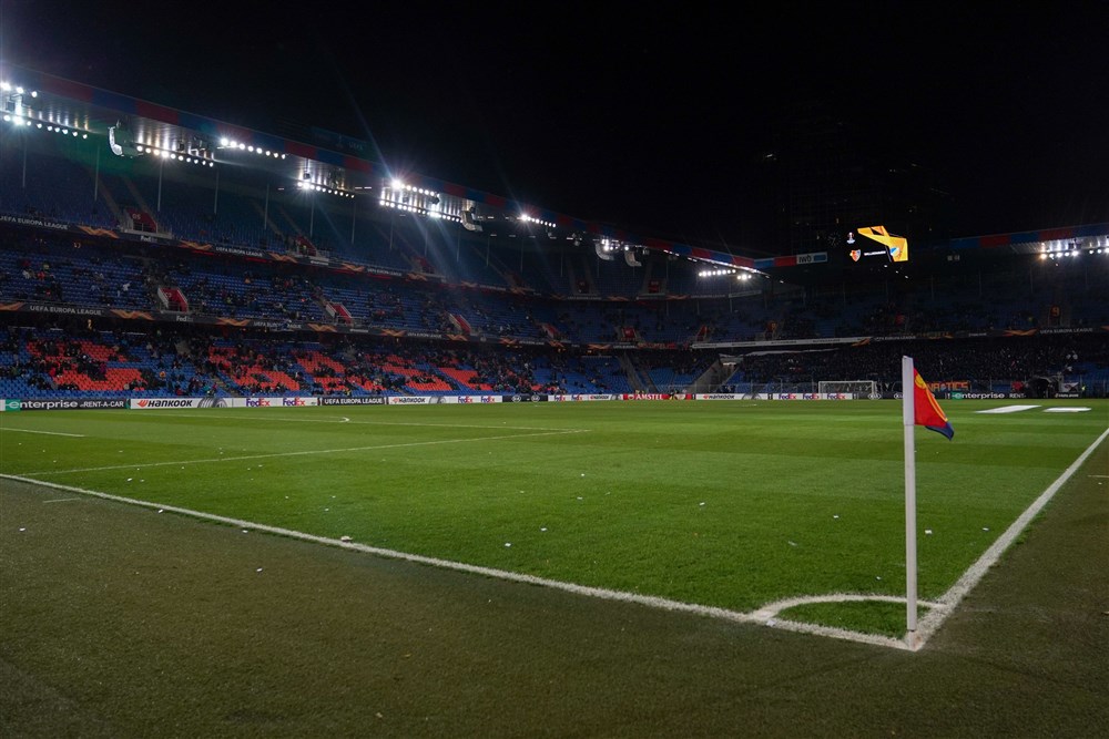 Het voetbal in Zwitserland ligt nog langer stil