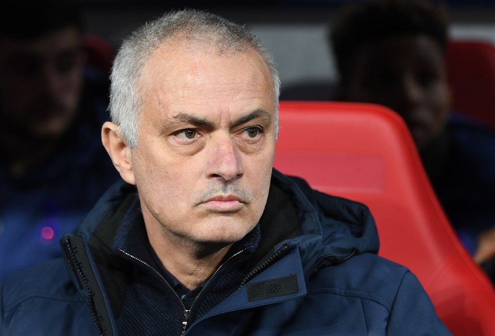 Werk aan de winkel voor Mourinho: 'Tottenham is een team zonder identiteit'
