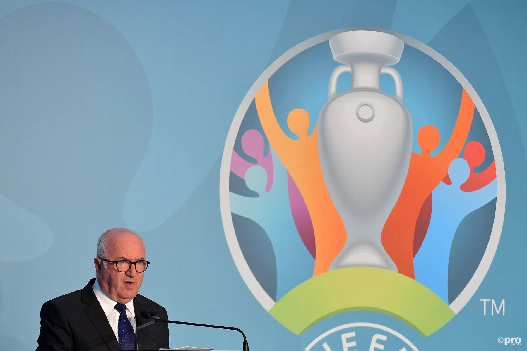 Italiaans verzoek richting UEFA: stel het EK uit