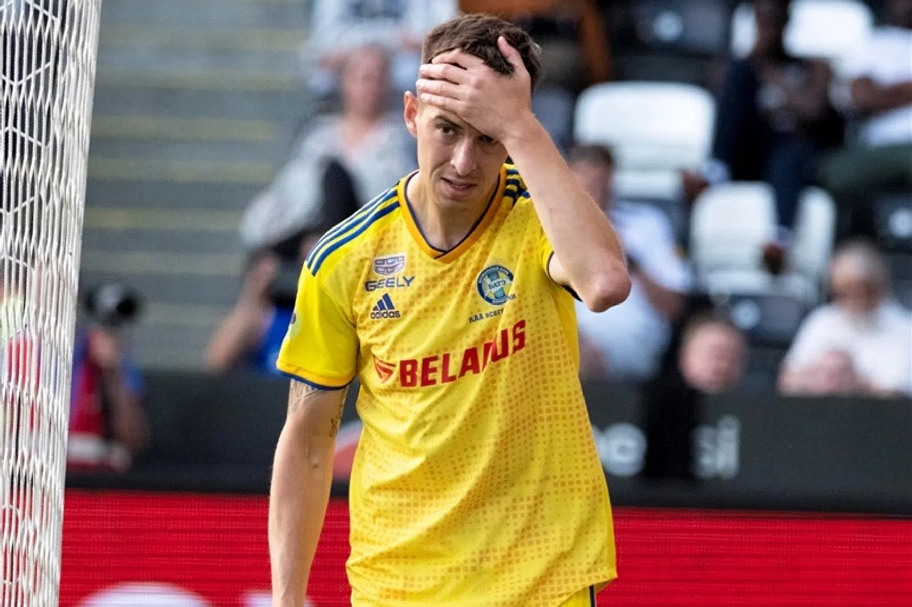 Het 'opvangtehuis' voor voetbalverslaafden opent zijn deuren