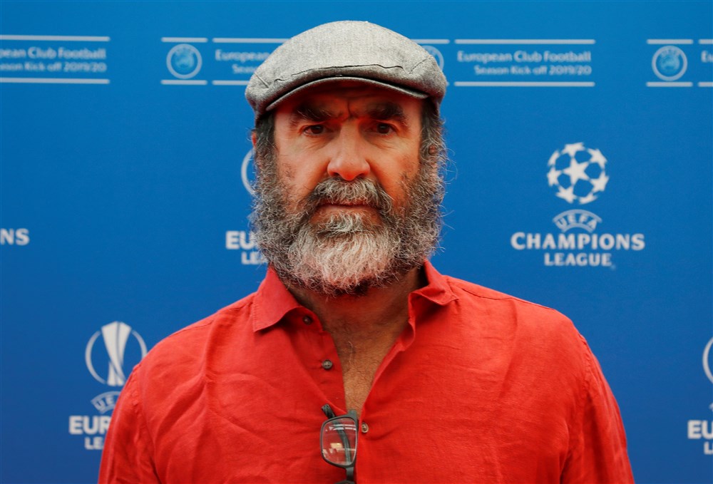 Hond saboteert challenge, Cantona keert terug bij Man Utd