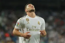 Thumbnail for article: Jovic wekt onbegrip: 'Hij is zijn eigen carrière aan het verwoesten'
