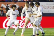 Thumbnail for article: Toen Ronaldo zijn spieren showde en de rivaliteit met Messi op z'n top was