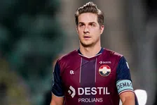Thumbnail for article: Aanvoerders niet massaal achter Overmars