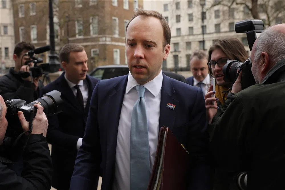 Zelfs minister doet oproep aan Premier League: 'Lever salaris in'