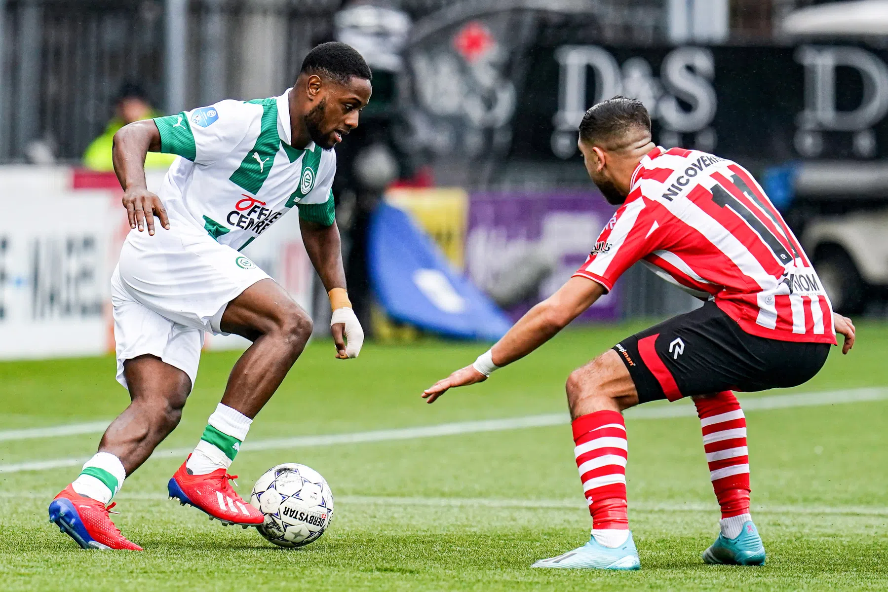 Zo springt jouw favoriete Eredivisie-club om met zelfopgeleide spelers