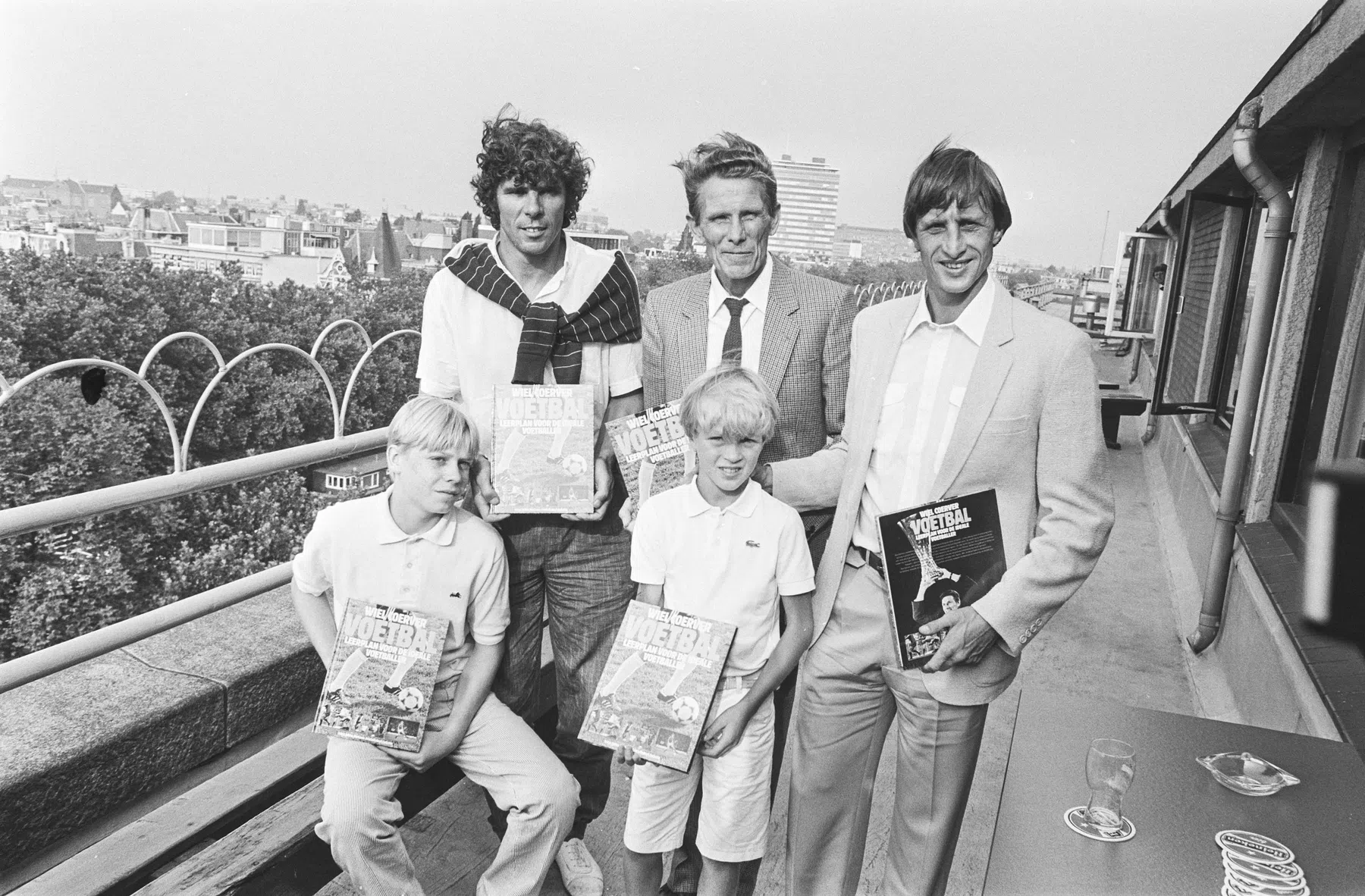 Wiel Coerver leeft voort in de techniek van spelers: 'Kijk naar Liverpool'