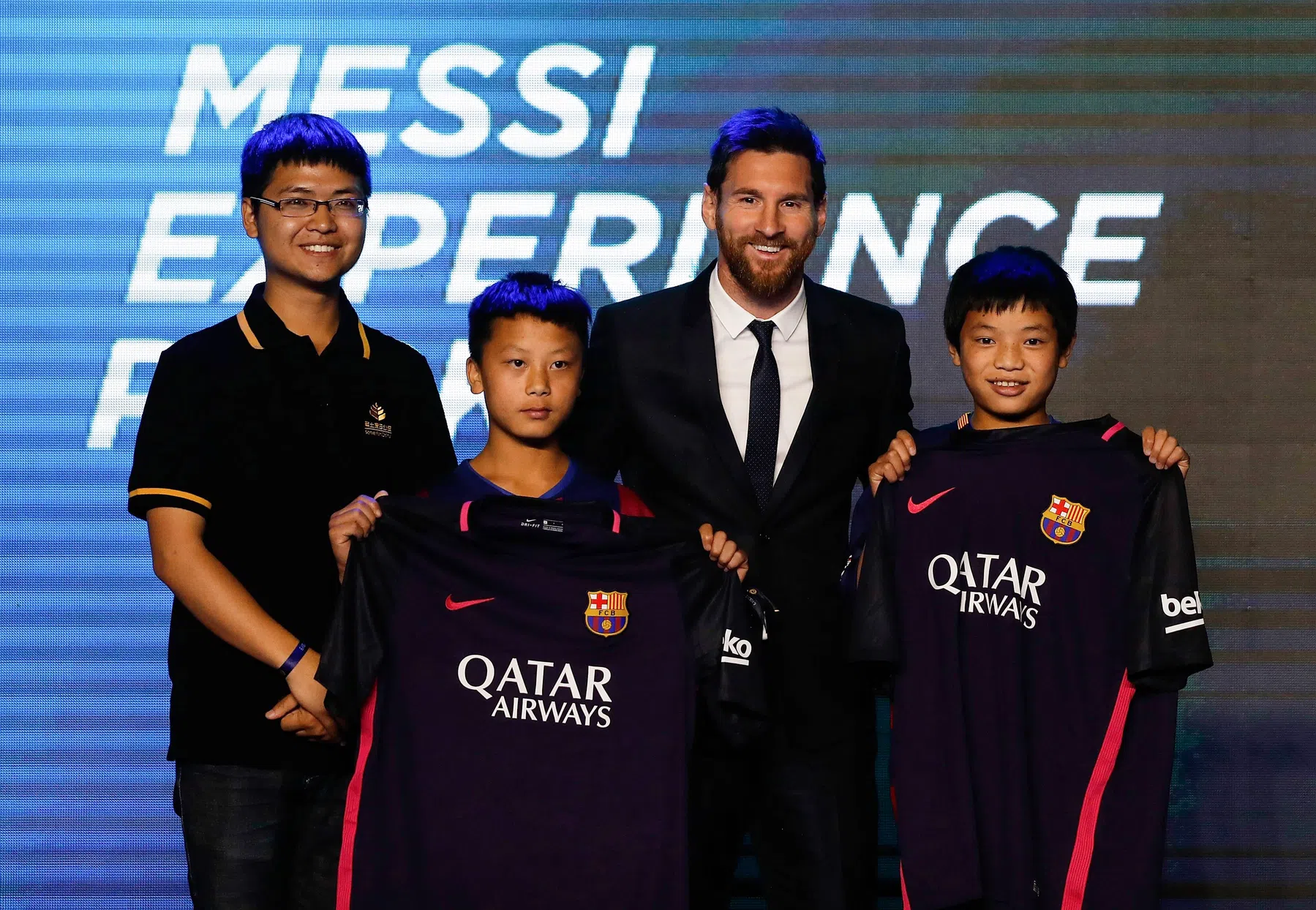 Voetballers als BV: Welkom in Messiland 