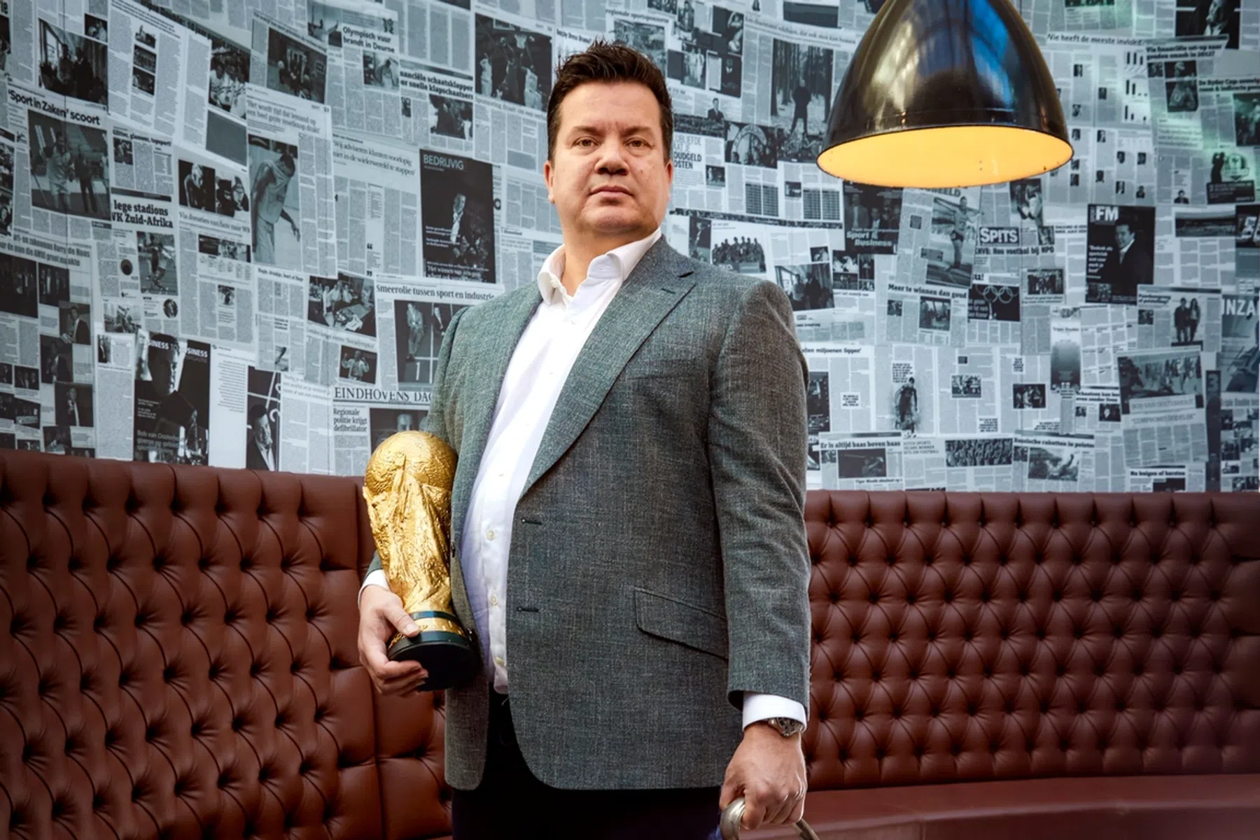 'Voetbal moet rekening houden met 35 procent minder sponsors'