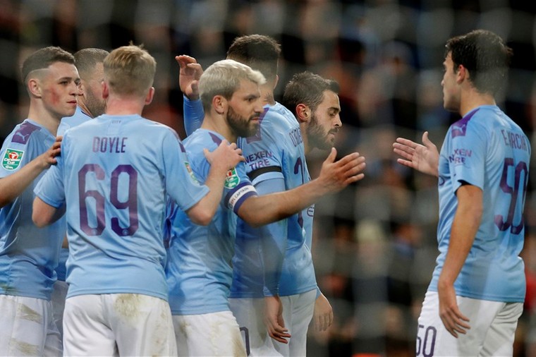 Shirt met nummer 10 ligt al klaar voor Agüero bij jeugdliefde