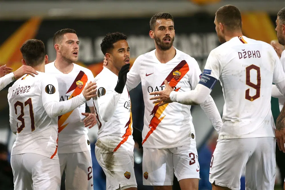 Geweldig gebaar AS Roma: selectie levert vier maanden salaris in