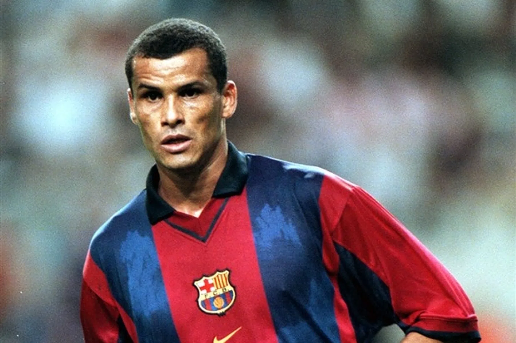 Waarom de jarige Rivaldo vandaag niet op een kaartje van Van Gaal hoefde te rekenen