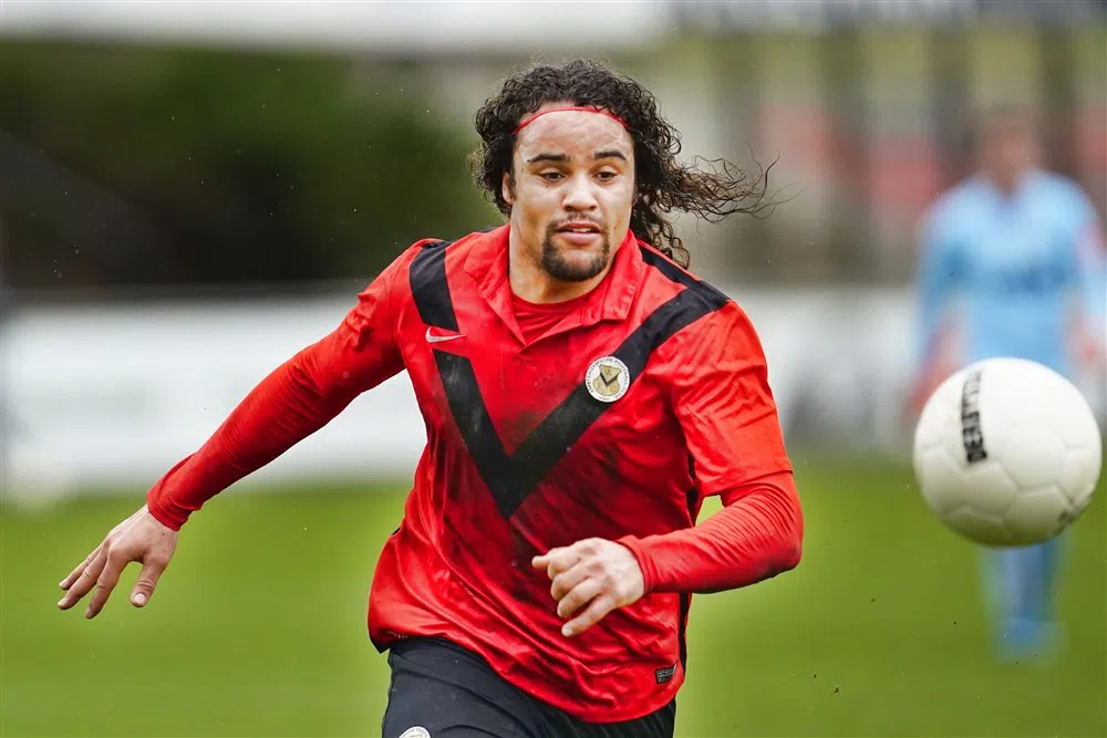 AFC-speler Yordi Teijsse aan de beterende hand na val van balkon